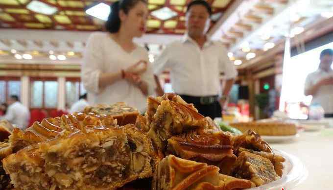 仿膳月饼 全聚德仿膳月饼再创新工艺 秉承传统引领时尚