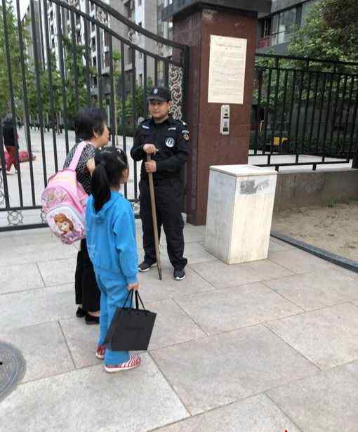 北京多人被狗咬 北京多人被狗咬伤 黄色疑似流浪犬此前出现在青年路附近