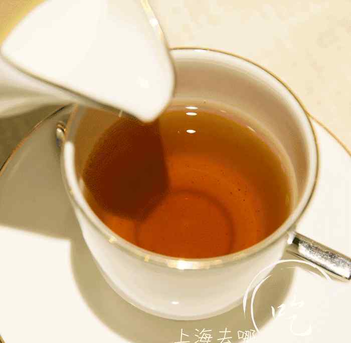 twinings 全国首家TWININGS川宁餐厅开来魔都！莫文蔚都拿它当结婚伴手礼！