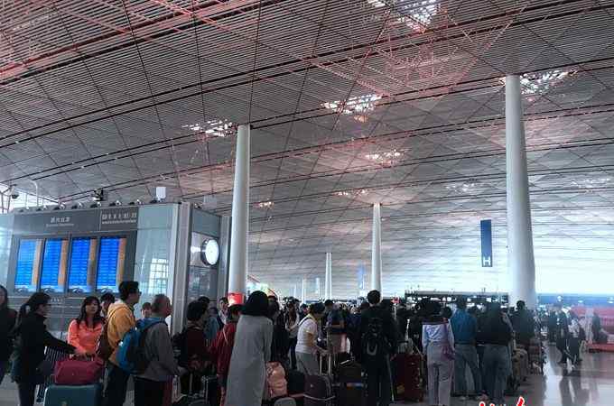 取消燃油附加费 省钱了！明起部分航空公司取消燃油附加费