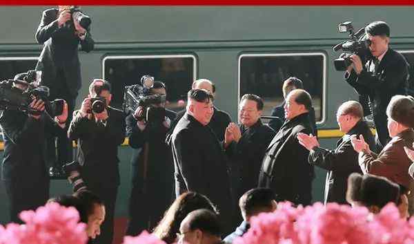 伊尔62 沿着先辈足迹，金正恩坐火车前往越南，这个专列长啥样儿？