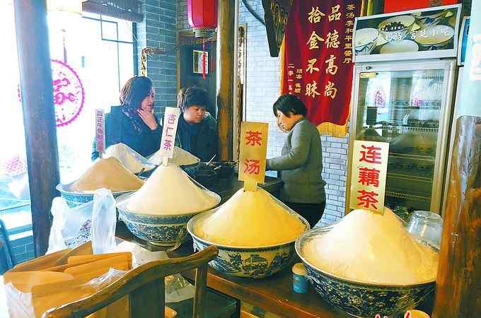茶汤李 冬日里的北京“茶汤李”：铜壶冲出甜香醇 喝一碗就能暖胃