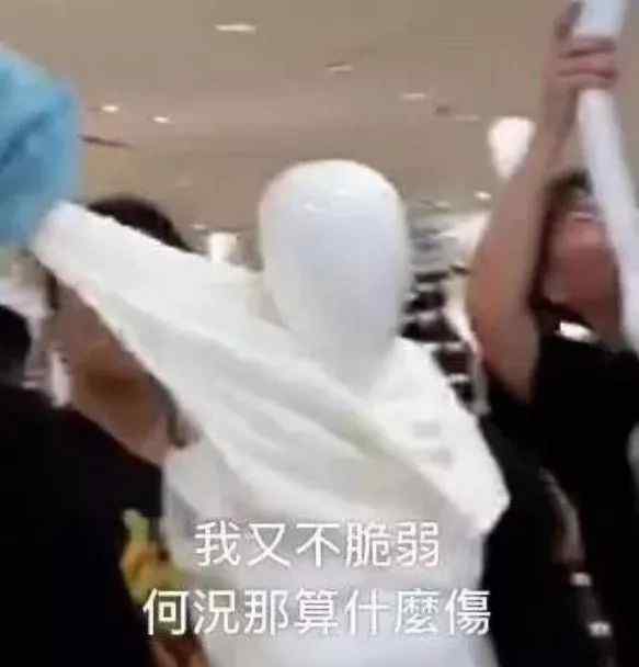 kaws和芝麻街什么关系 优衣库联名遭疯抢，KAWS究竟是何方神圣？总算看明白了
