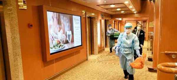 钻石公主号邮轮检疫官感染新冠肺炎 曾摘下手套和口罩用手擦汗
