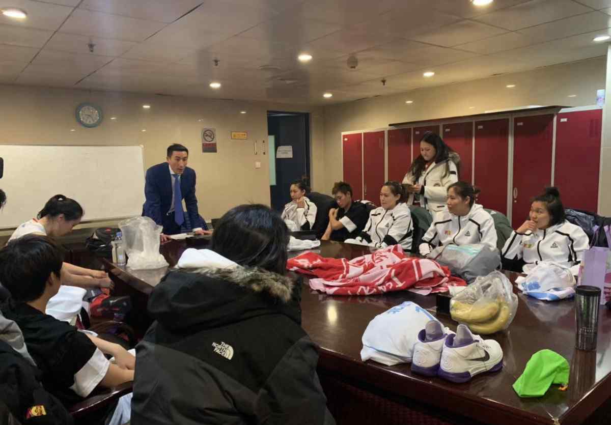 北京女篮主教练 首钢女篮用最后2分钟的逆转告别2019年，主教练说出新年期望