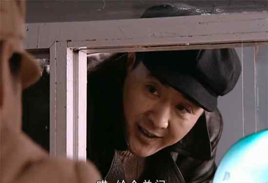 丁伟 《亮剑》丁伟在宾馆开房，却被段鹏揍了，他俩不是早就认识吗？文章配图