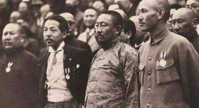 蒋介石为什么一辈子不抽烟不喝酒没什么不良嗜好