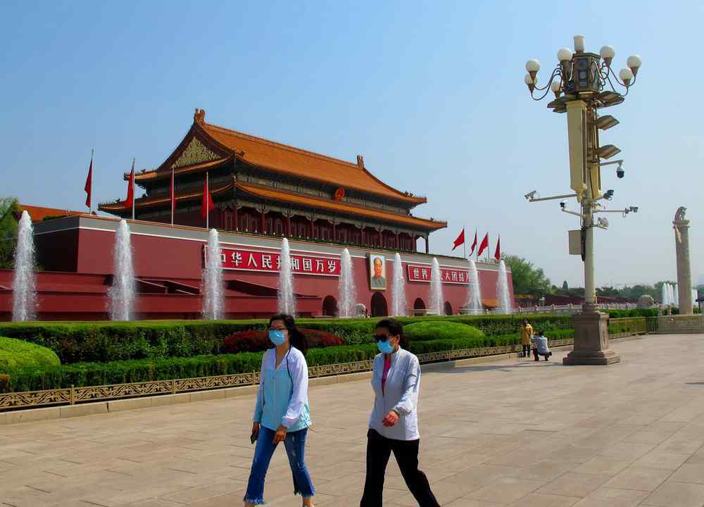 花团锦簇的图片 喜迎五一，天安门广场花团锦簇，美极了！