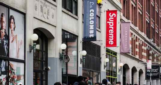 supreme Supreme成为价值10亿美元潮牌的秘诀