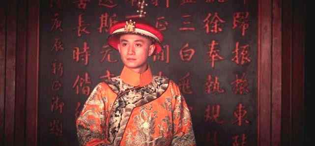 乾隆有好几个优秀儿子,为什么最终选择平庸无能的嘉庆为太子