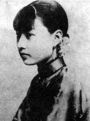 民国美女孟小冬真实照片：杜月笙对孟小冬有多好