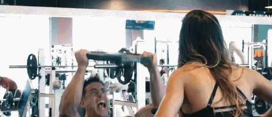性感女神的胸腰比简直绝了! 性感腹肌女神Anllela Sagra