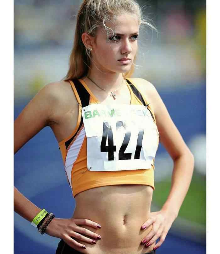 世界最性感运动员艾丽西亚·施密特Alica Schmidt身材不输模特