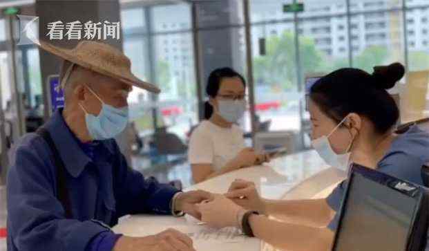 图书馆闭馆日为84岁老农一人开放