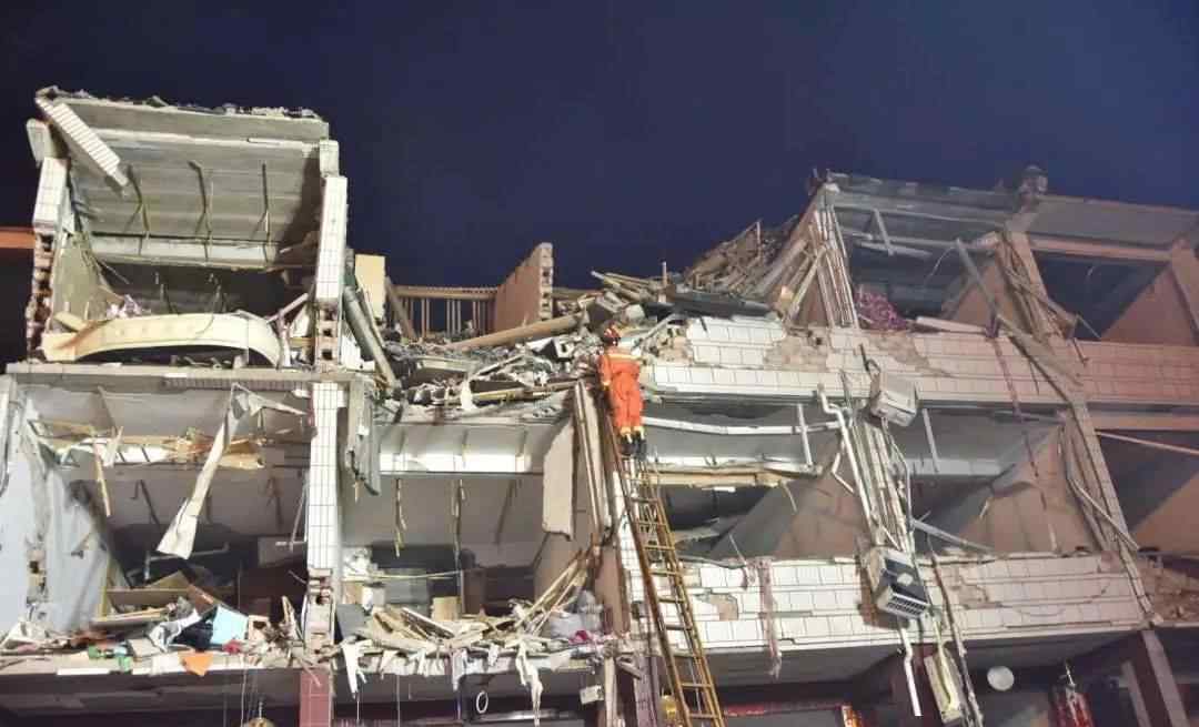 浙江油罐车爆炸已致19死 温岭发生槽罐车爆炸事故