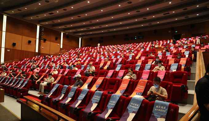 中国电影资料馆艺术影院 重映《枯木逢春》，中国电影资料馆艺术影院昨晚正式营业