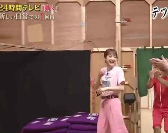 佐佐木希上搞笑节目 老公渡部建被曝外遇多人