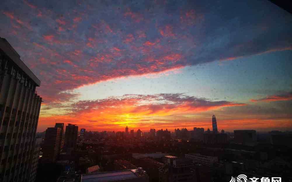 济南火烧云图片 神奇又美丽