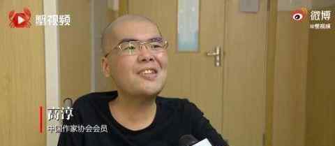 男子全身瘫痪成作家 高淳因先天性肌迟缓症从小瘫痪