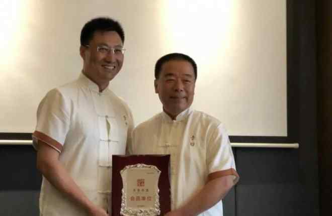 诸城百盛 诸城百盛加入齐鲁商盟 成为第14家会员