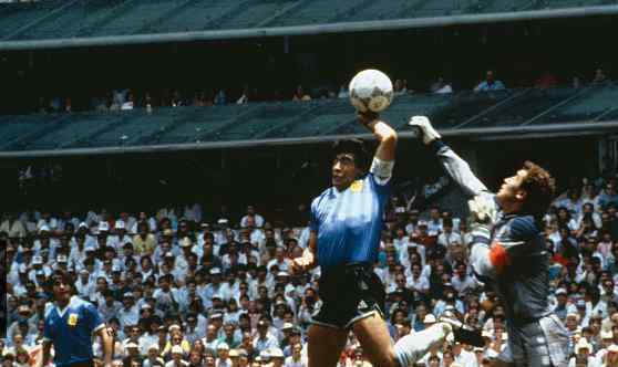 86年世界杯马拉多纳上演上帝之手