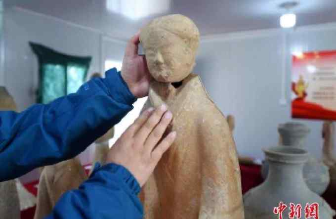重磅！洛阳首次发现完整西汉陶仕女俑
