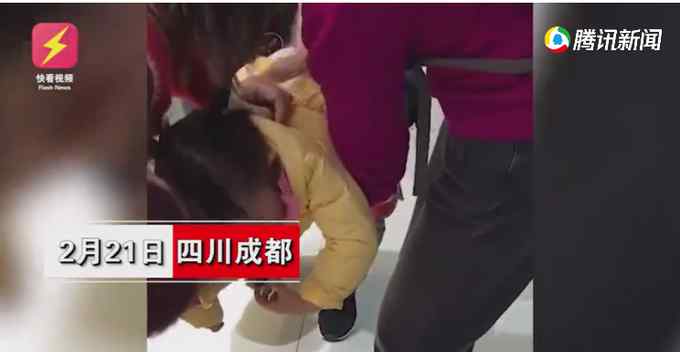 女童商场吃糖被卡住 援鄂护士逛街路过教科书式出手相救