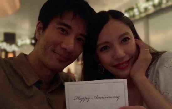 王力宏演唱会唱生日歌告白李靓蕾：老婆我爱你