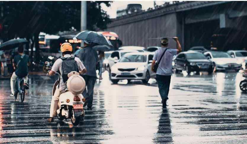 法拉利被谁收购了 1992年，北京首富李晓华耗资百万买下中国第一辆法拉利，车牌号京A00001