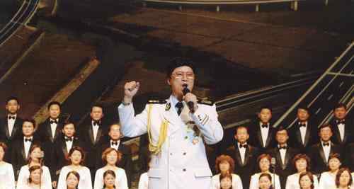 胡军的父亲 胡军父亲去世，享年84岁，家里出了三位国家一级演员