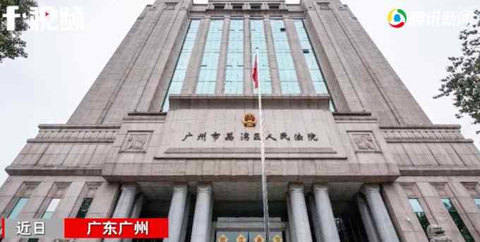 大爷朝小伙吐唾沫被打骨折！法院：正当防卫 网友为法官齐点赞