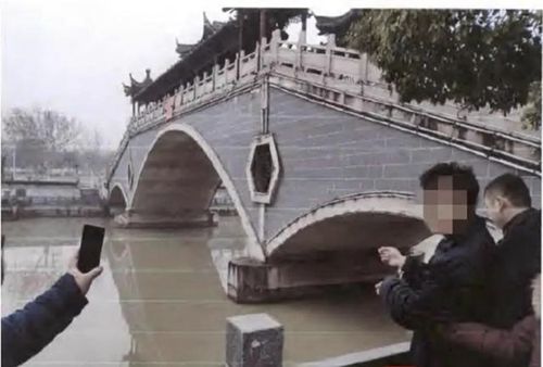 男子回应假装自杀女友相救溺亡 对此大家怎么看？