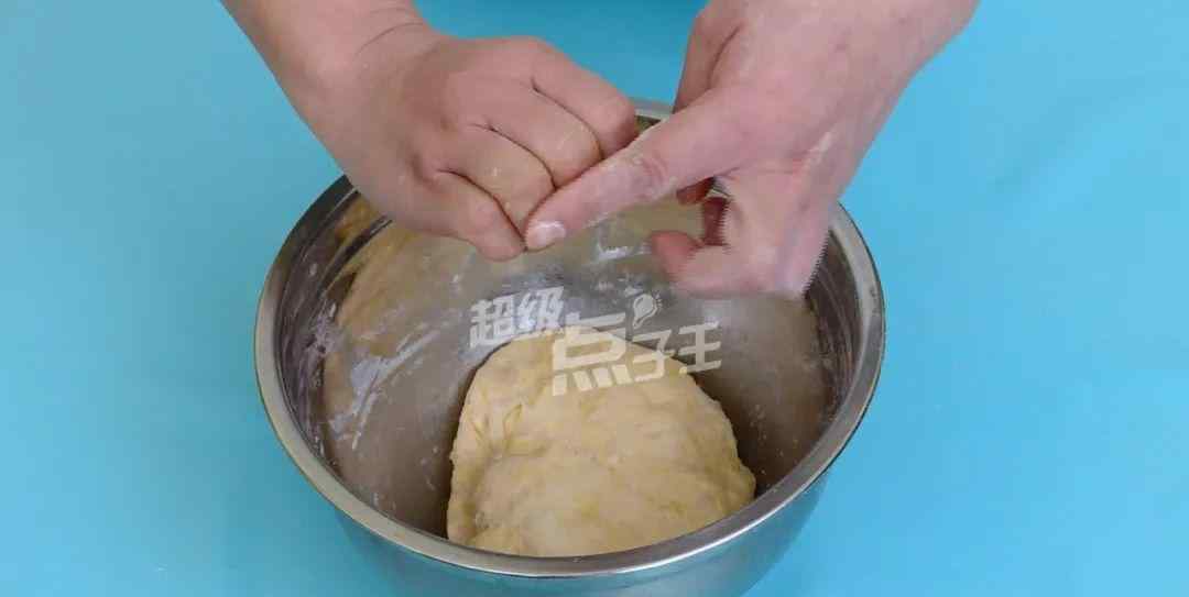 奶香油条 做油条竟然要加牛奶？蓬松酥脆，香味浓！