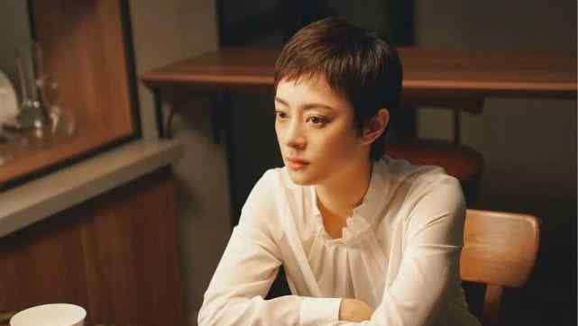 安家胡可扮演 《安家》不愧是宝藏剧组，有10位演员参加过春晚，猜猜他们都是谁
