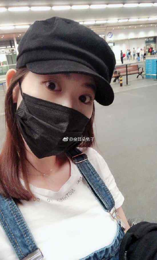 马蓉隔空喊话王宝强：花时间看看书 争取别去领金扫帚奖了
