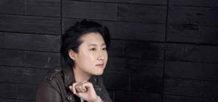 卓林妹妹 38岁房祖名近照流出，平头造型与妹妹吴卓林很像，小胡子显憔悴