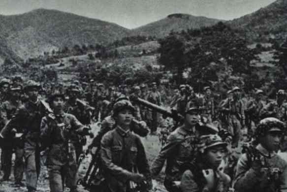 朝鲜族为什么不回朝鲜 四野3个朝鲜族师回国参战，战后为啥有1万多人又回到了东北？