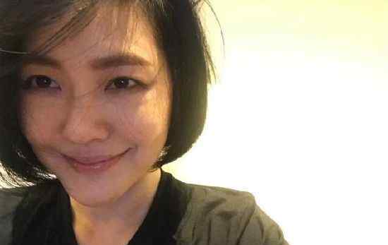 小S晒头发凌乱照 自侃：人却还是这么美 天理还在