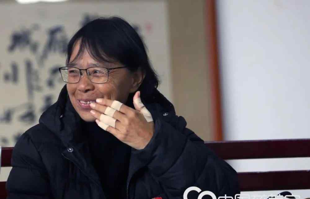 黄飞燕 “全职太太”事件后张桂梅首次接受采访：我怕死媒体了