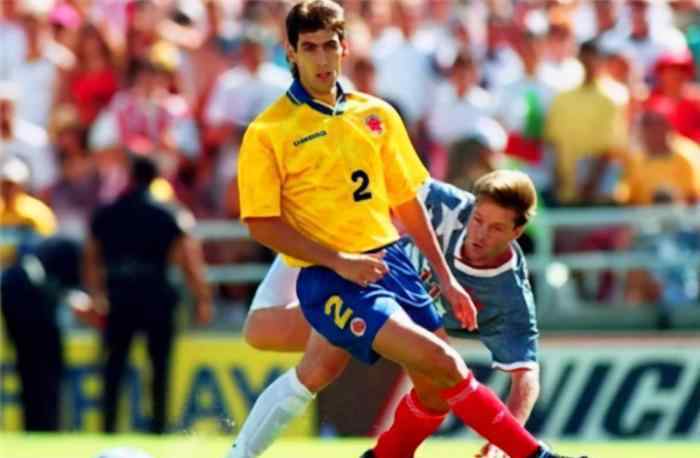 阿斯普里拉 因世界杯上的一记乌龙球，他被人连射12枪，幕后凶手却无人敢惹