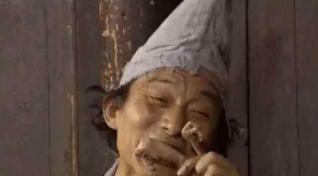王宝强抽烟 被北影当教材的5个镜头：王宝强抽烟、游本昌吃肉，一个比一个经典
