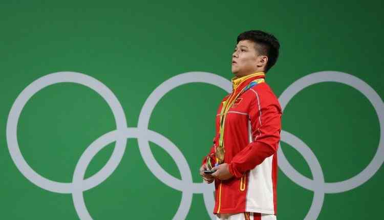 曾莉云 他是举重冠军，退役后和青梅竹马结束4年恋爱长跑，最终如愿以偿