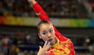 体操运动员身高 曾是奥运最美体操冠军，身高仅有1米37，如今退役后美成这般
