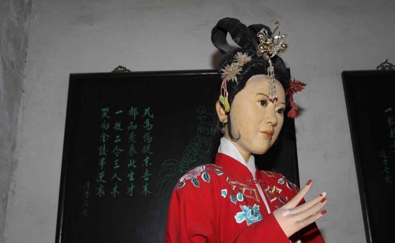 贾珠 为什么王熙凤要嫁给贾琏，而不嫁给贾珠?