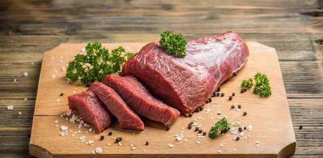 牛肉已经煮柴了怎么办 炖牛肉用冷水，难怪口感又老又柴，注意2个细节，牛肉才能更软烂