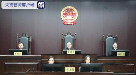 呼和浩特市委原书记云光中被控受贿9432万余元