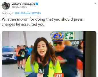 CNN女记者直播节目中被抢劫