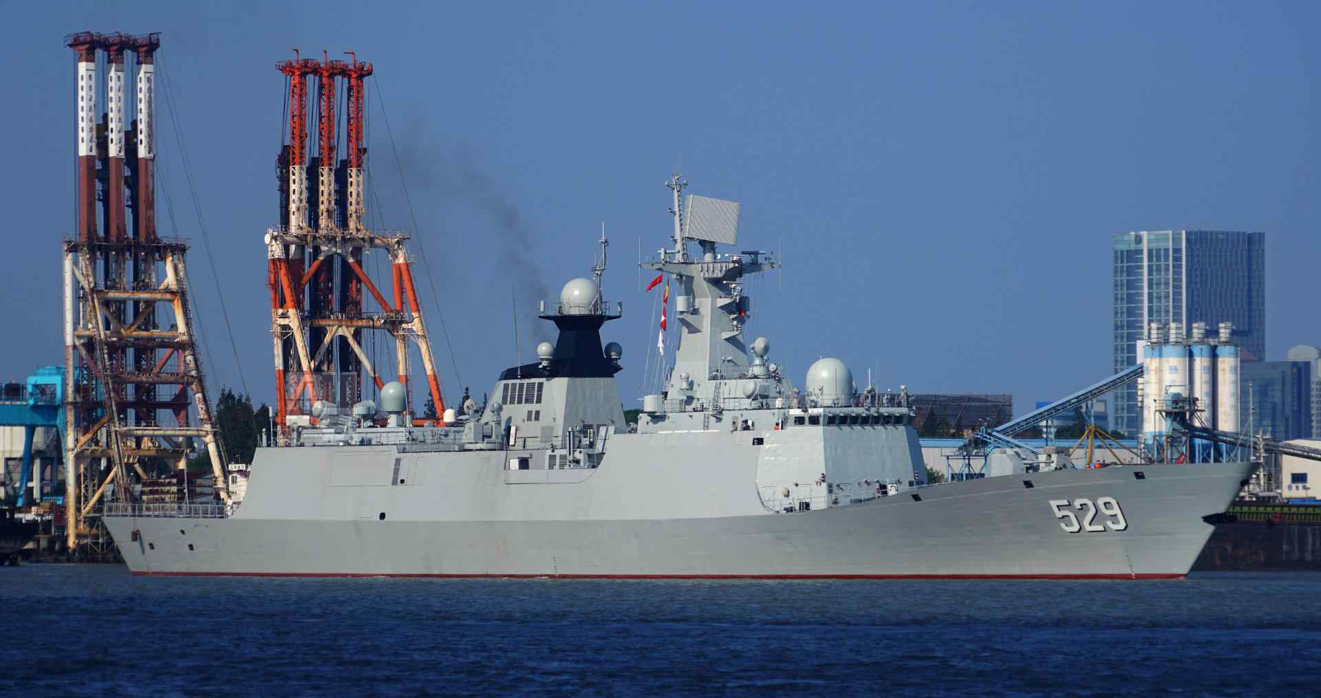 054b 新百护时代即将到来—054A改进型将和054B型同步建造