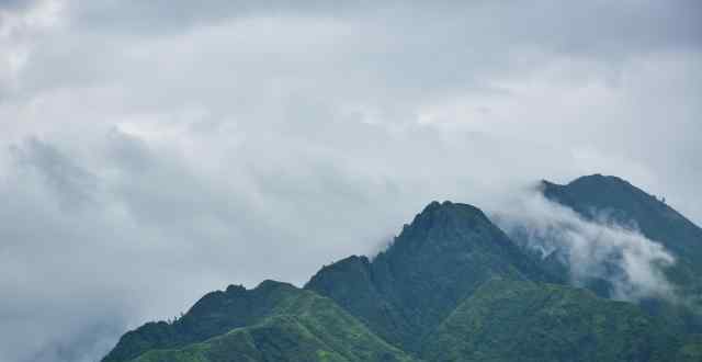 神光山 广东也是岭南，这十座山有4个5A景区，还有一个是世界自然遗产