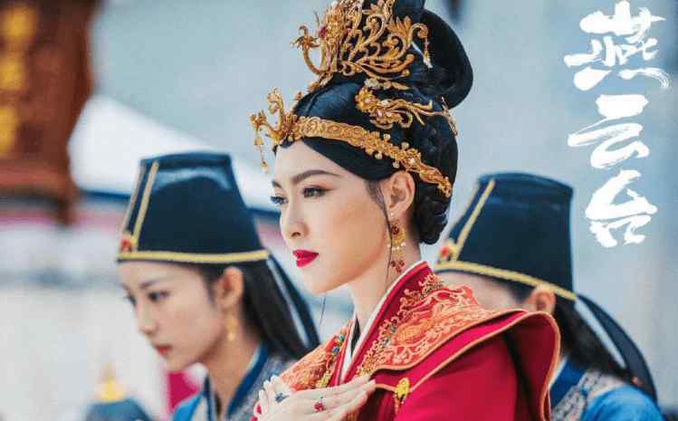 佟丽娅新剧 继《完美关系》后，佟丽娅新剧又被群嘲，佟大为人设比她还“神”